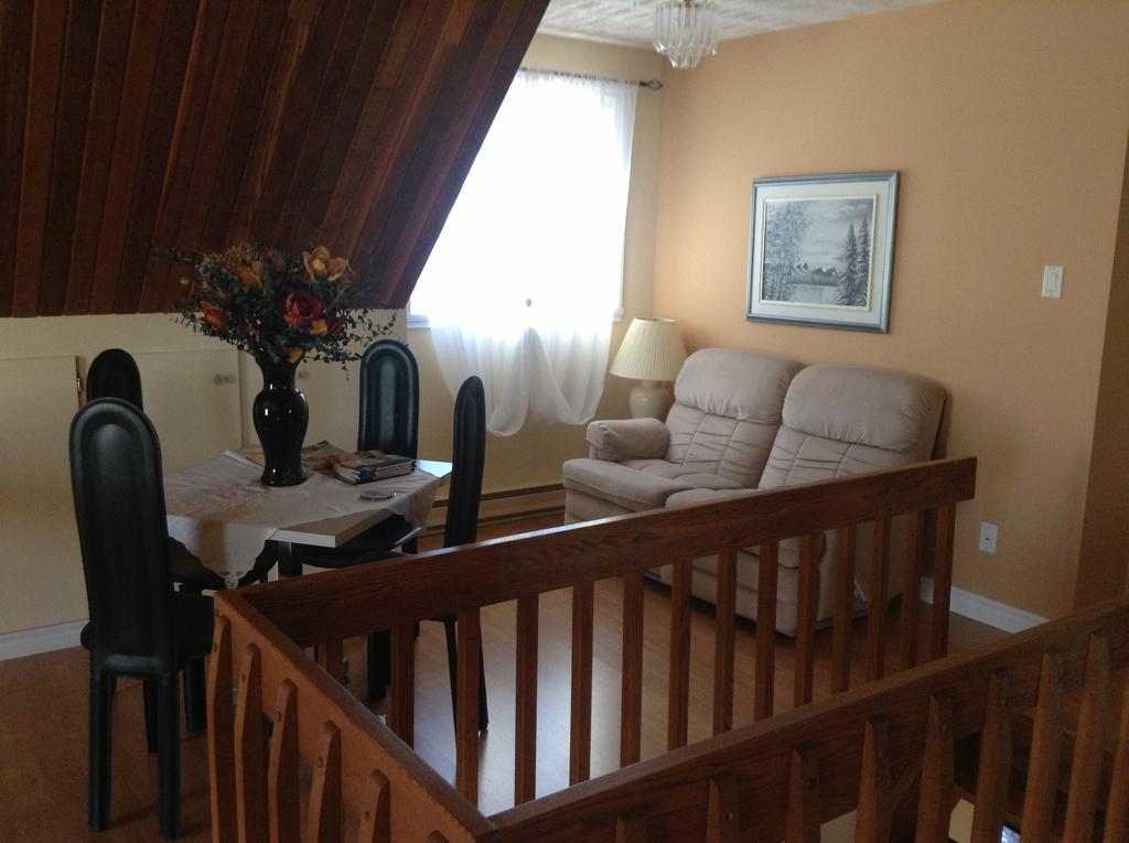 Bed and Breakfast Douces Evasions Saint-Anselme Zewnętrze zdjęcie